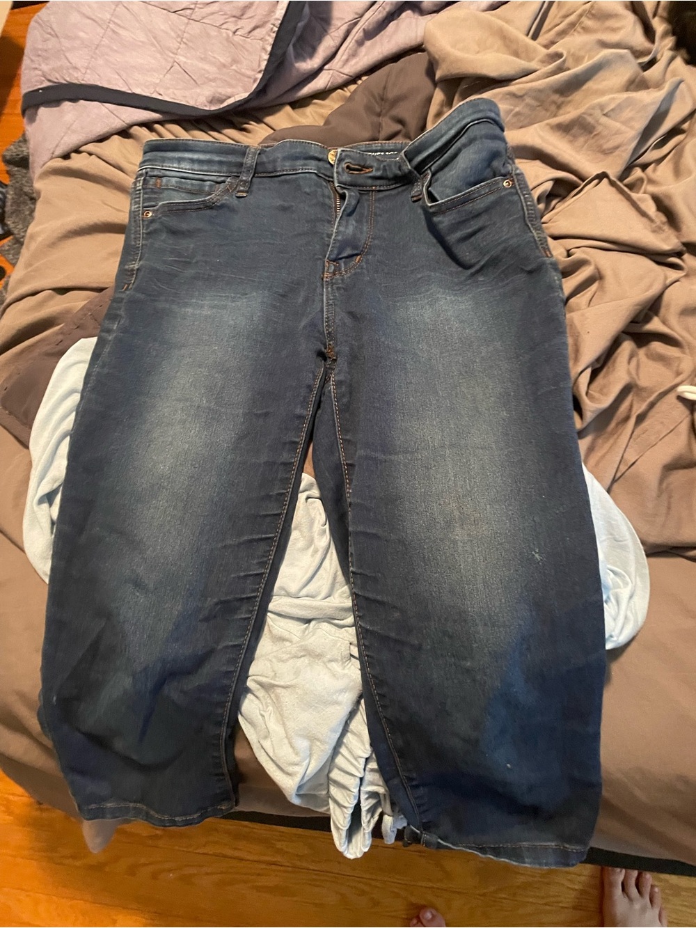 Reitmans Dark Blue Capri Jeans